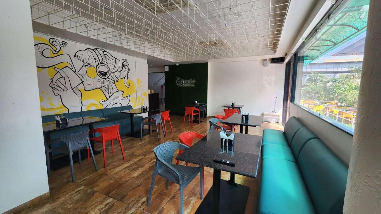 Apricot Hotel , Ahmedabad Eksteriør bilde
